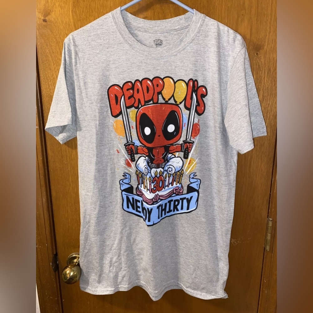NEW Funko POP Tees Shirt Marvel Deadpool 30th [M Medium Collectors Corp T-Shirt